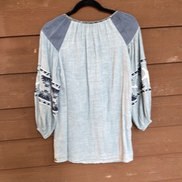 Scotch & Soda Light Blue Embroidered Sleeves Star Detail Blouse size 10/140 - Picture 6 of 7